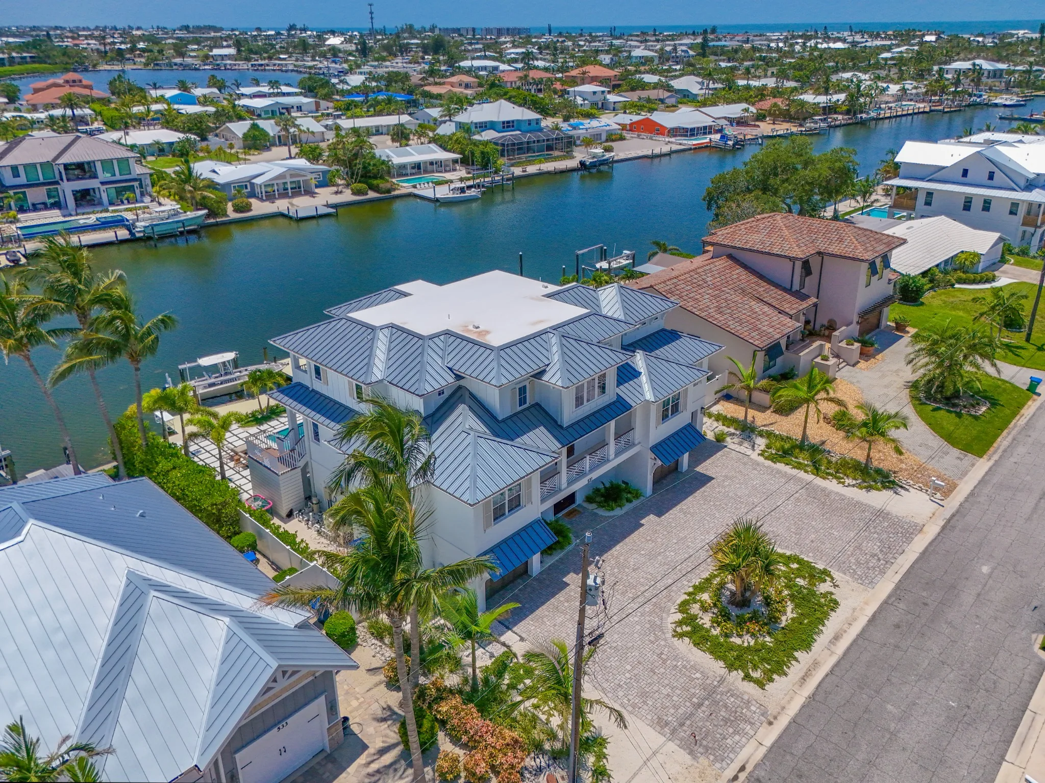 Award-Winning Jupiter Custom Home Design